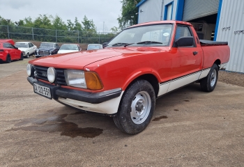 Ford Cortina P100 3.0 V6